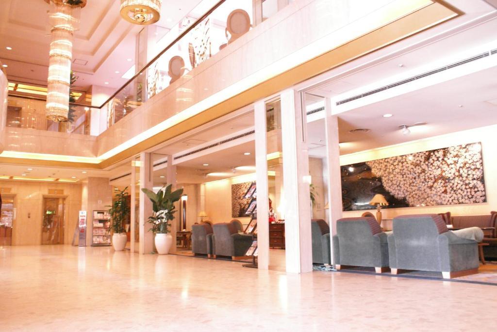 Aizuwakamatsu Washington Hotel Buitenkant foto