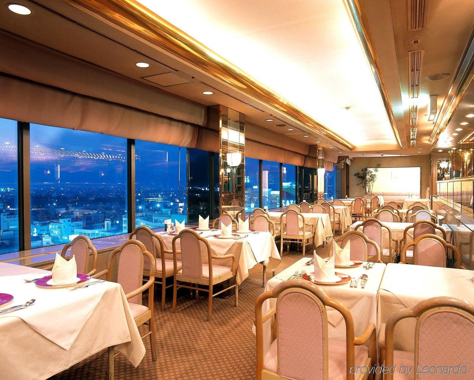 Aizuwakamatsu Washington Hotel Buitenkant foto